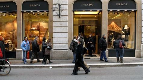 prada crescita|prada media impact value.